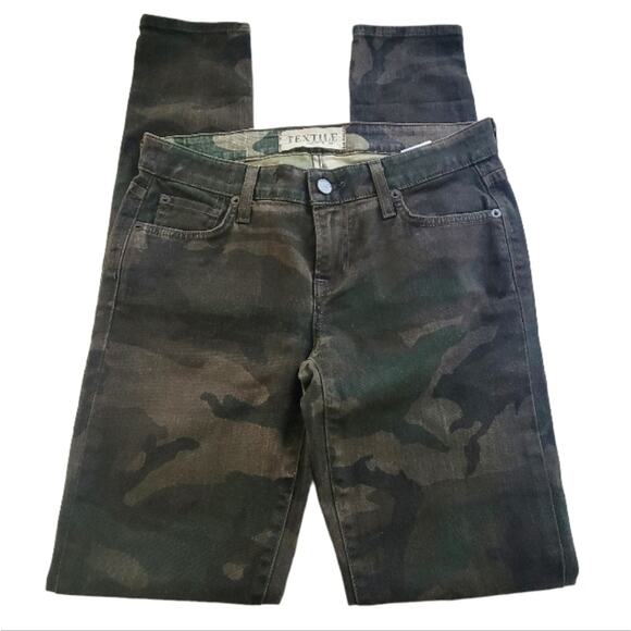 Elizabeth and James Textile camo print skinny jeans size 26 - Picture 1 of 8